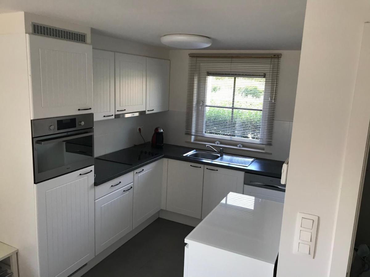 Vakantiehuisje De Panne Vlak Aan Plopsaland En De Zee Экстерьер фото