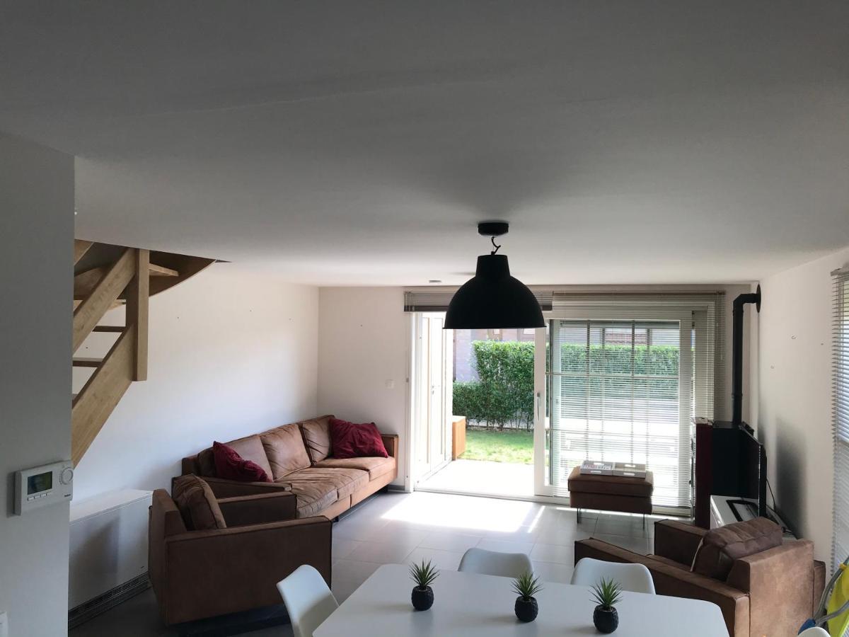 Vakantiehuisje De Panne Vlak Aan Plopsaland En De Zee Экстерьер фото